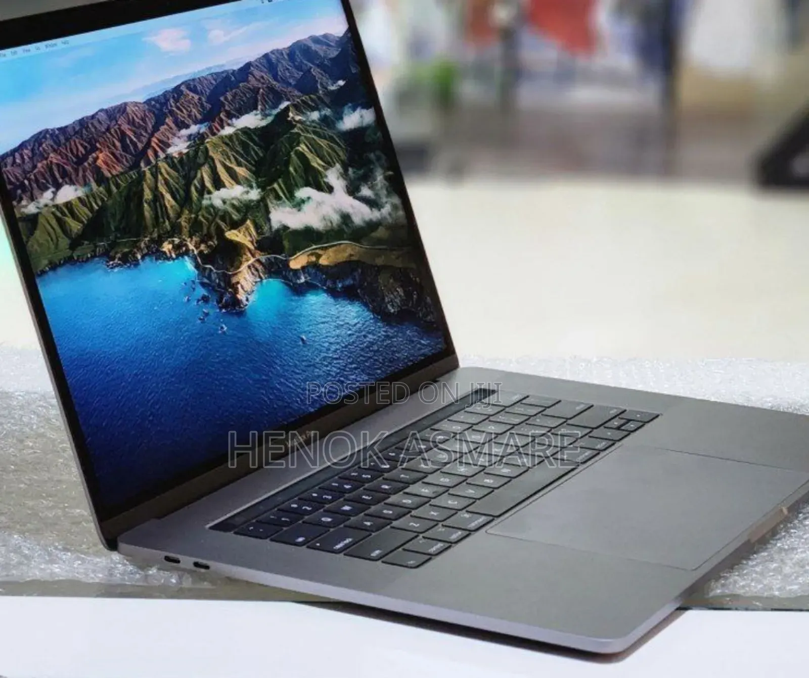 New Laptop Apple MacBook Pro 16GB Intel Core I7 SSD 512GB