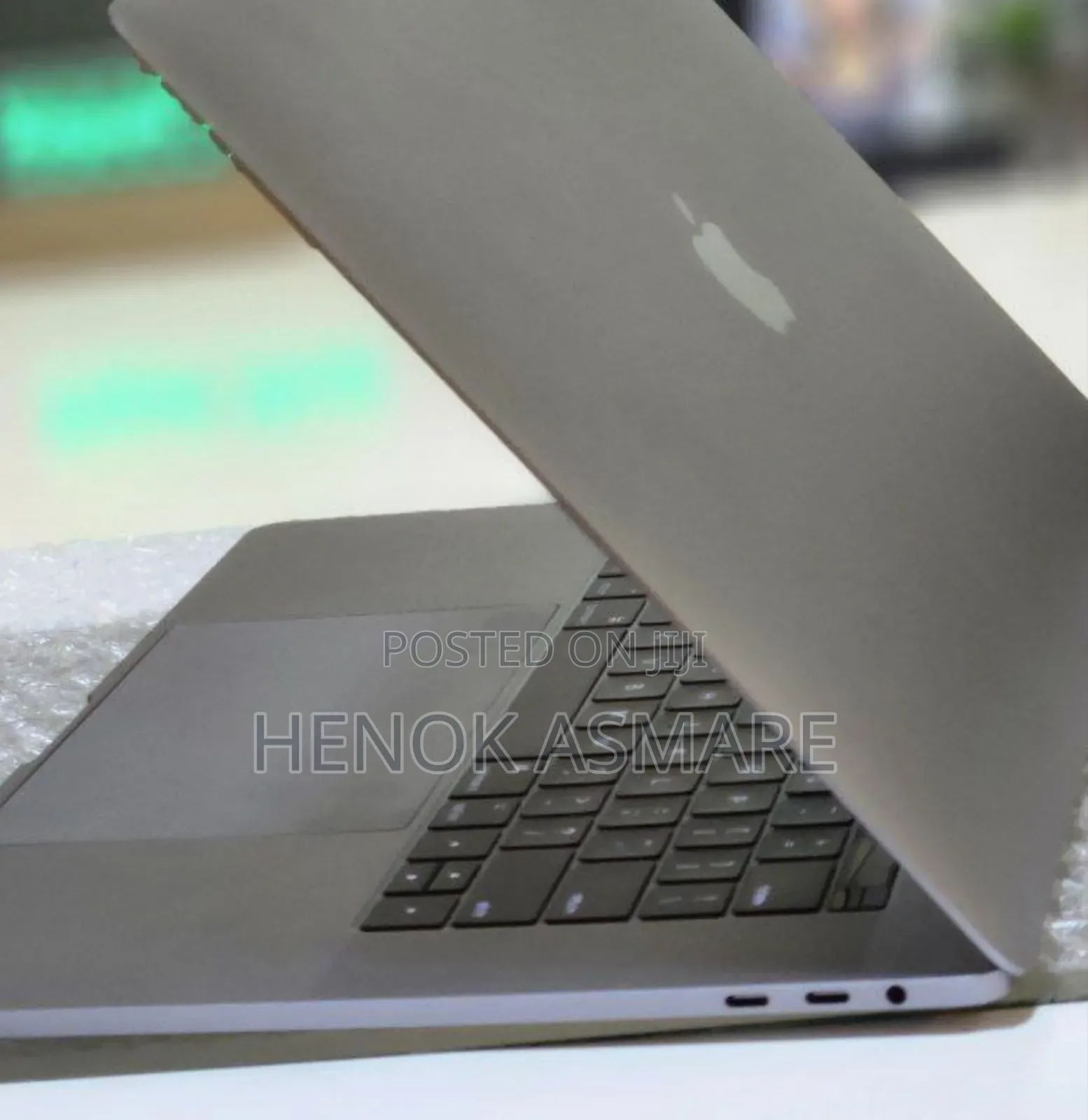 New Laptop Apple MacBook Pro 16GB Intel Core I7 SSD 512GB