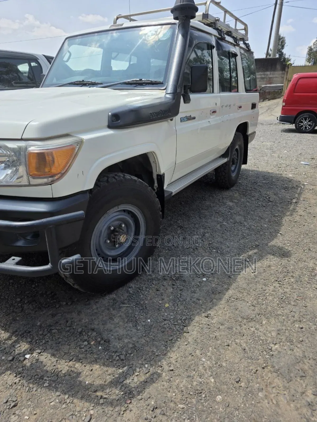 Toyota Land Cruiser 2015 White