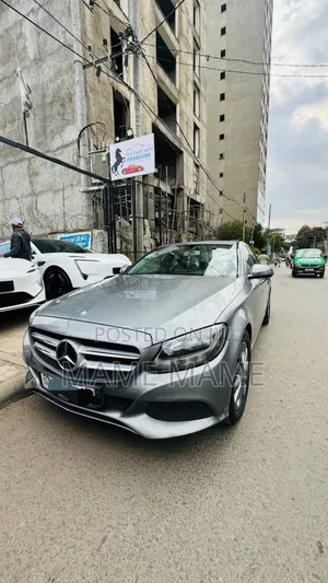 Mercedes-Benz C180 2015 Gray
