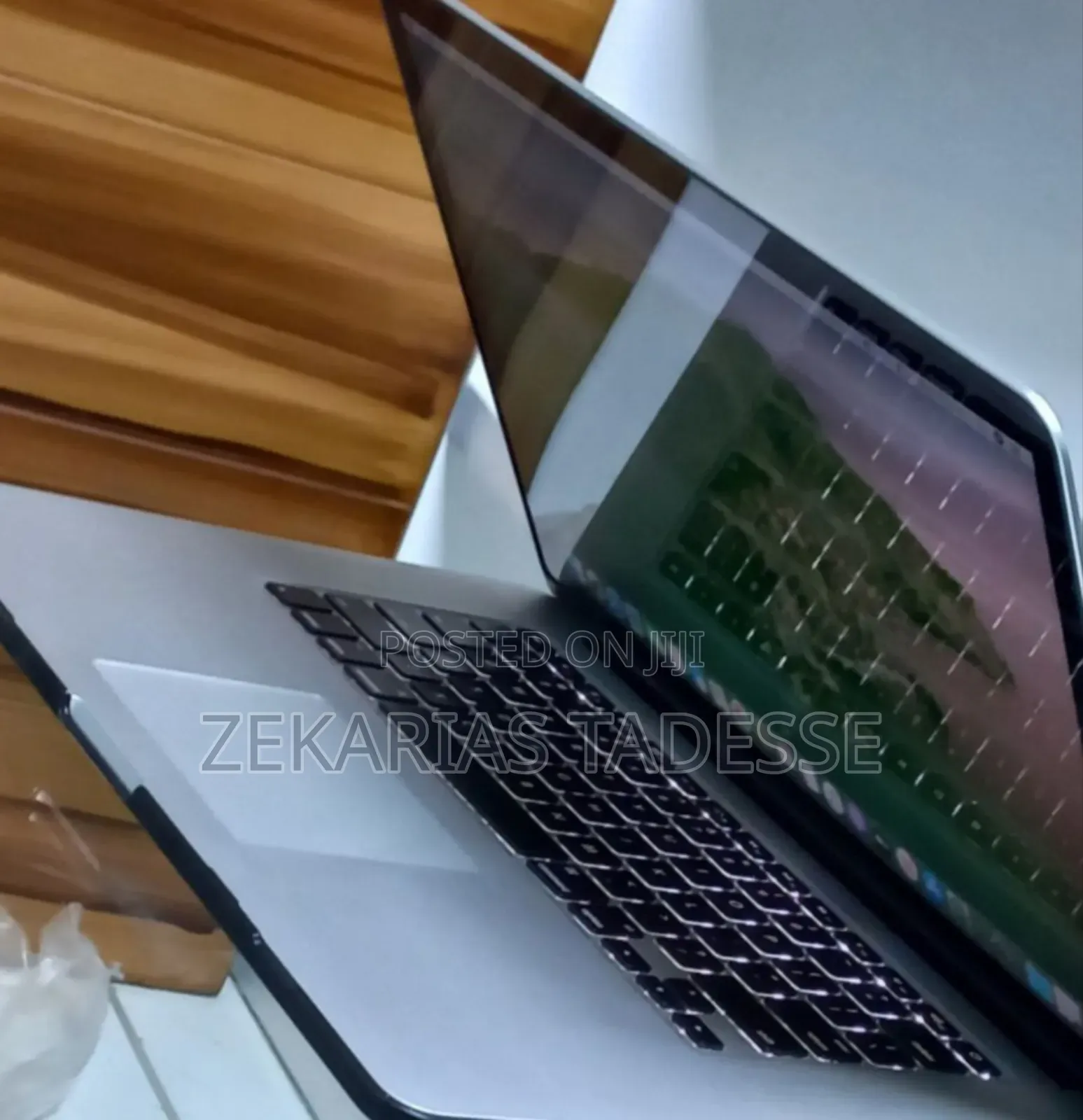 New Laptop Apple MacBook Pro 2013 8GB Intel Core I7 SSD 256GB