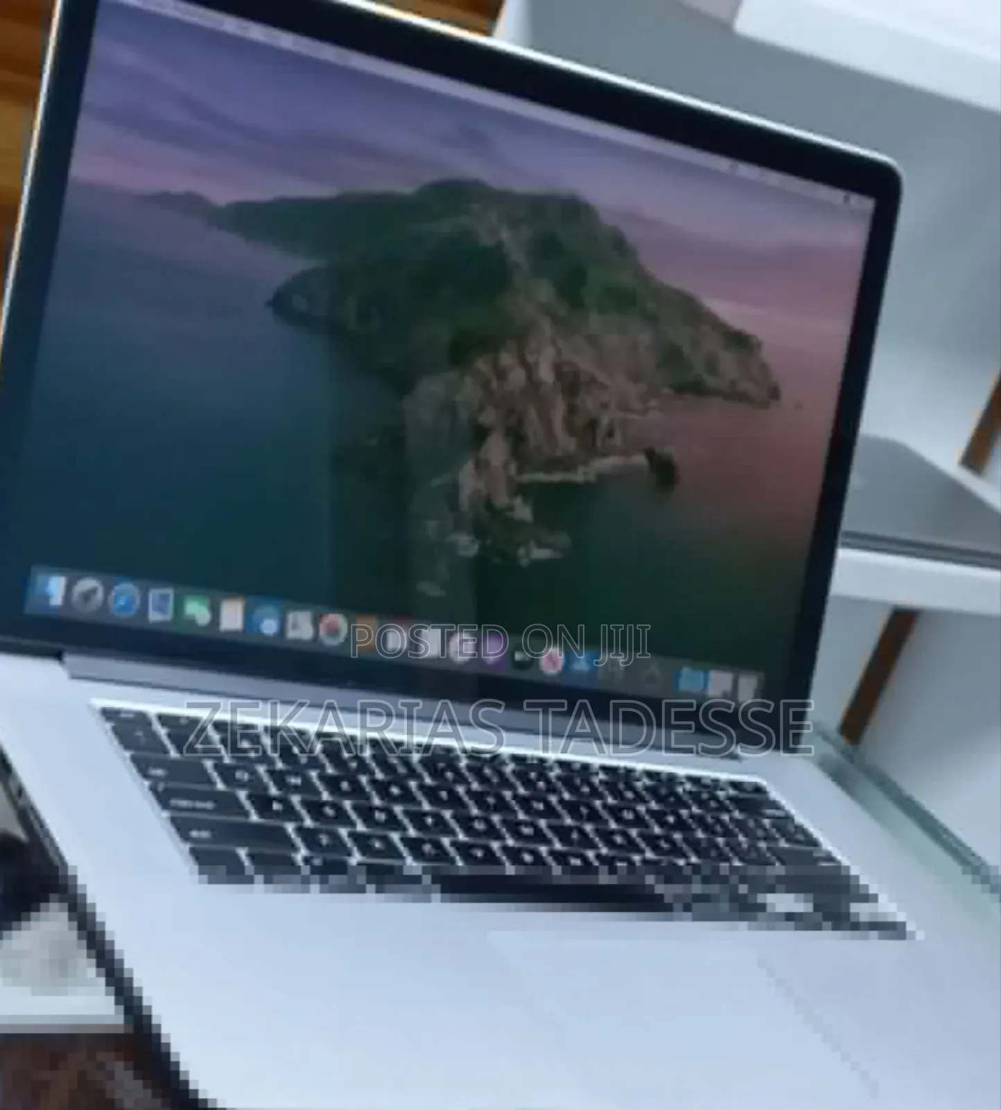 New Laptop Apple MacBook Pro 2013 8GB Intel Core I7 SSD 256GB