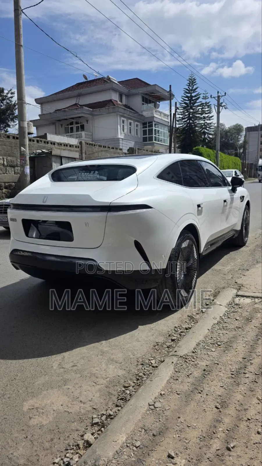 New Avatr 11 2024 White