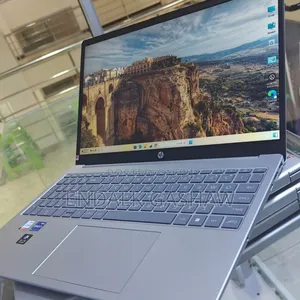 New Laptop HP Stream Notebook 16GB Intel Core I7 SSD 1T