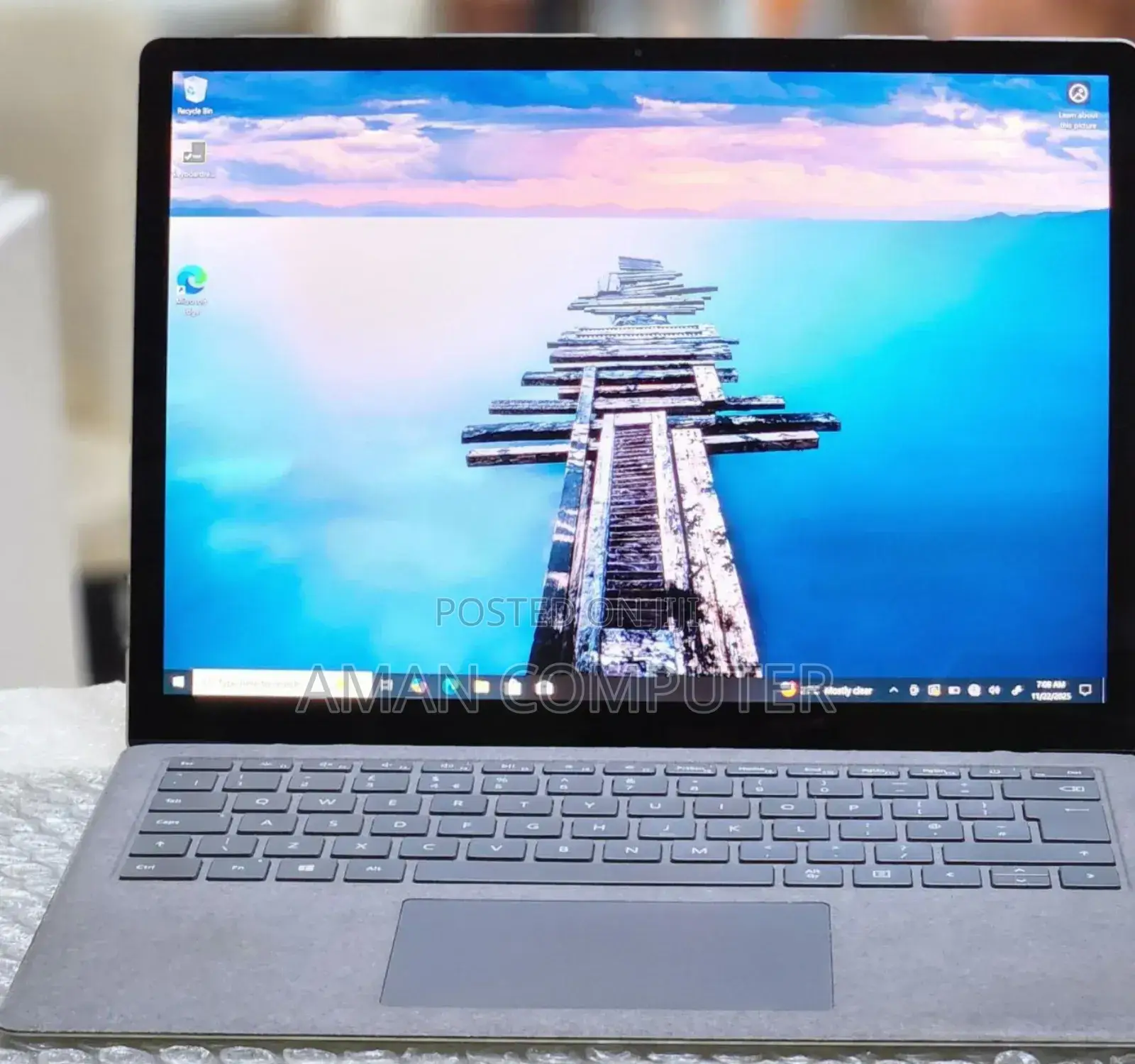 New Laptop Microsoft Surface 8GB Intel Core I5 SSD 512GB