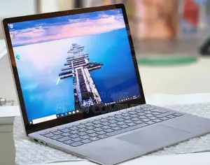 New Laptop Microsoft Surface 8GB Intel Core I5 SSD 512GB