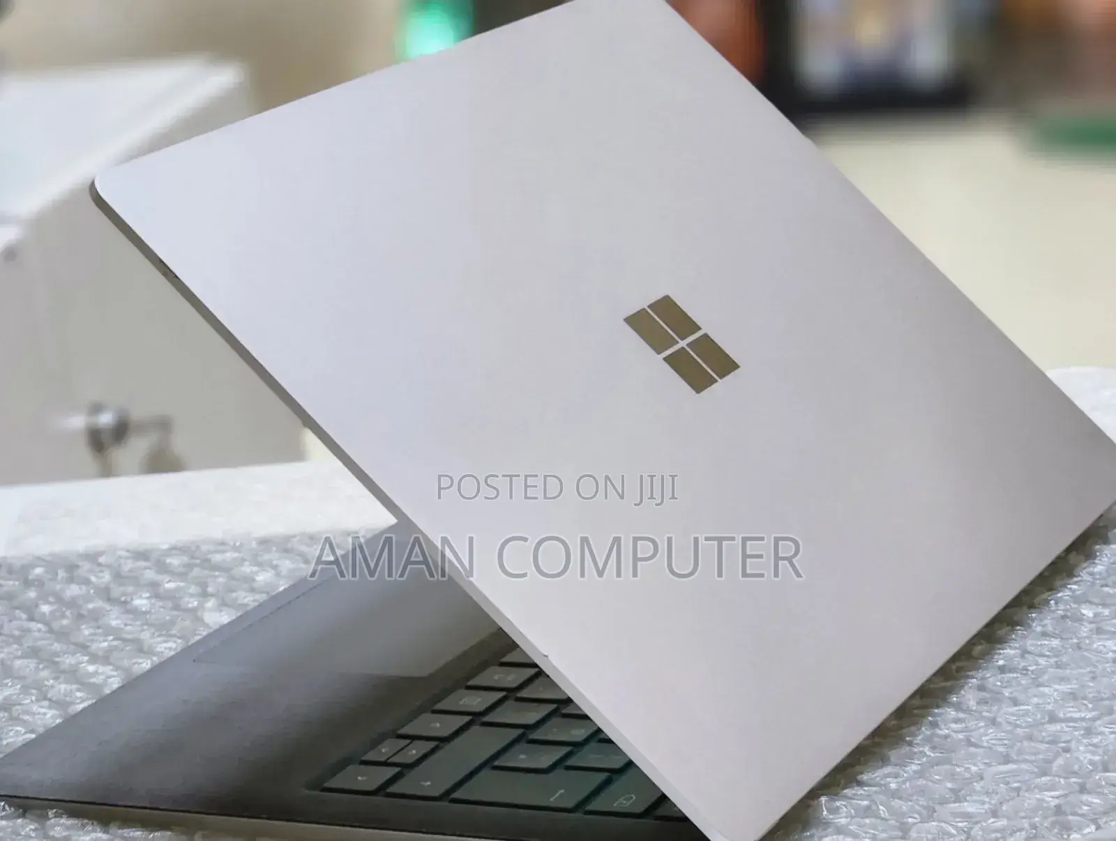New Laptop Microsoft Surface 8GB Intel Core I5 SSD 512GB