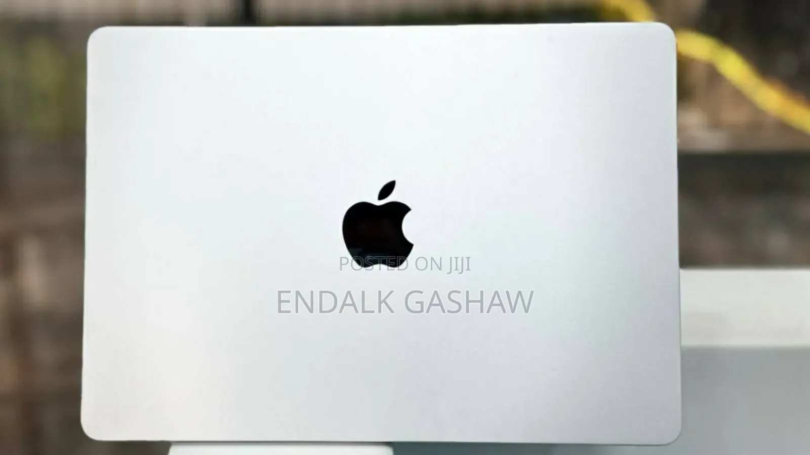 New Laptop Apple MacBook Air 2022 M2 8GB Apple M2 SSD 256GB