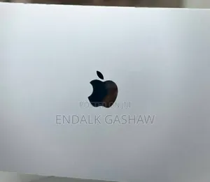 New Laptop Apple MacBook Air 2022 M2 8GB Apple M2 SSD 256GB