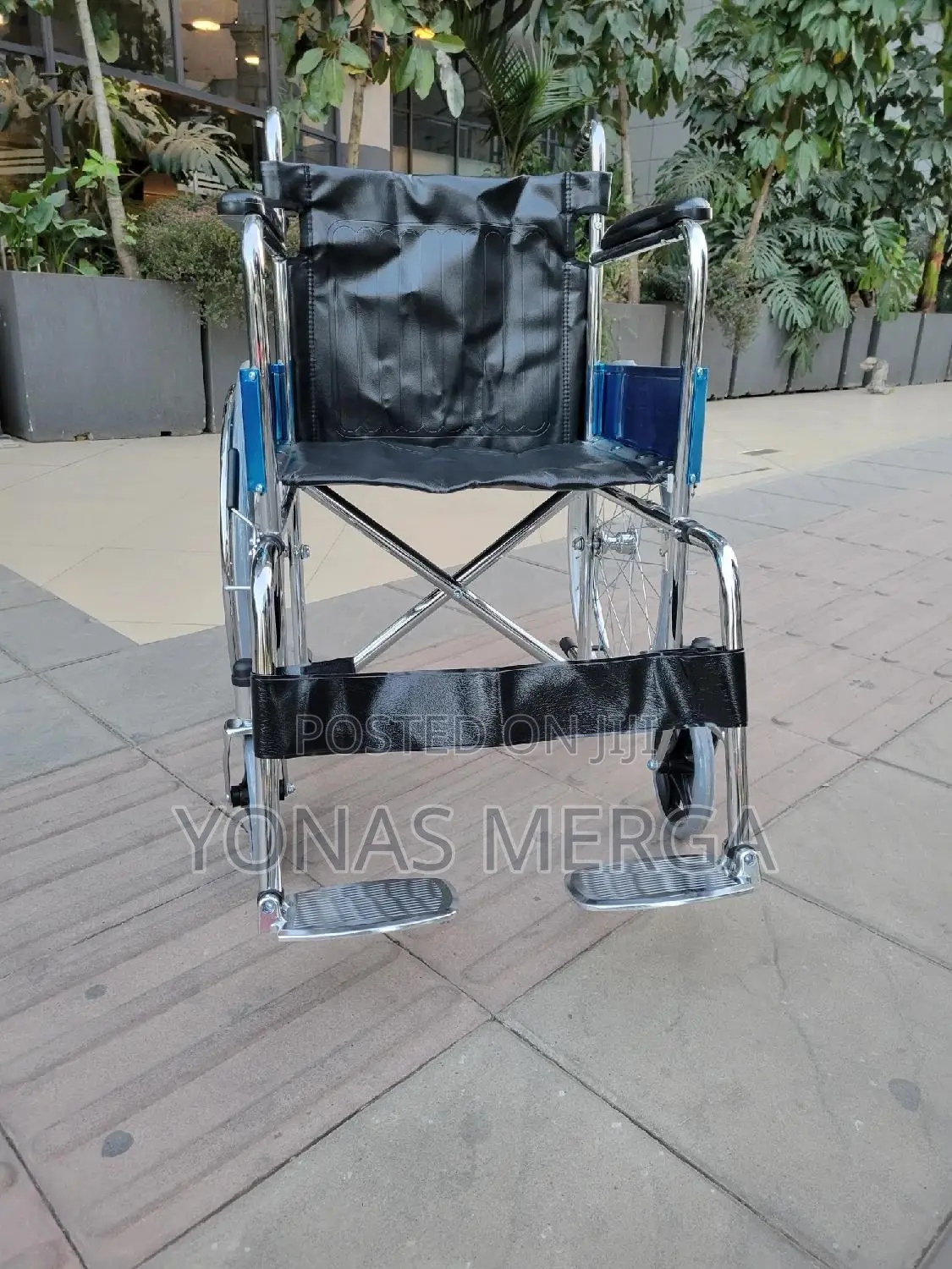 Medical Wheelchair:Involved Lightweight Easy Clean含入wheelchair十wilcher