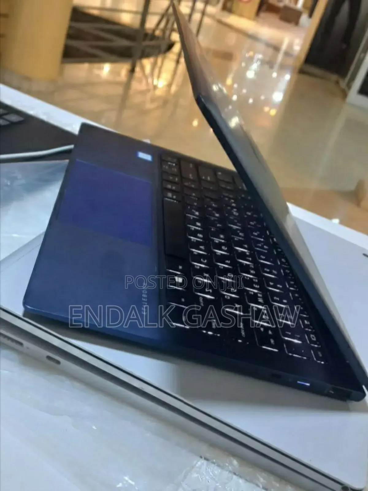 New Laptop HP Dragonfly G4 16GB Intel Core I7 SSD 1T