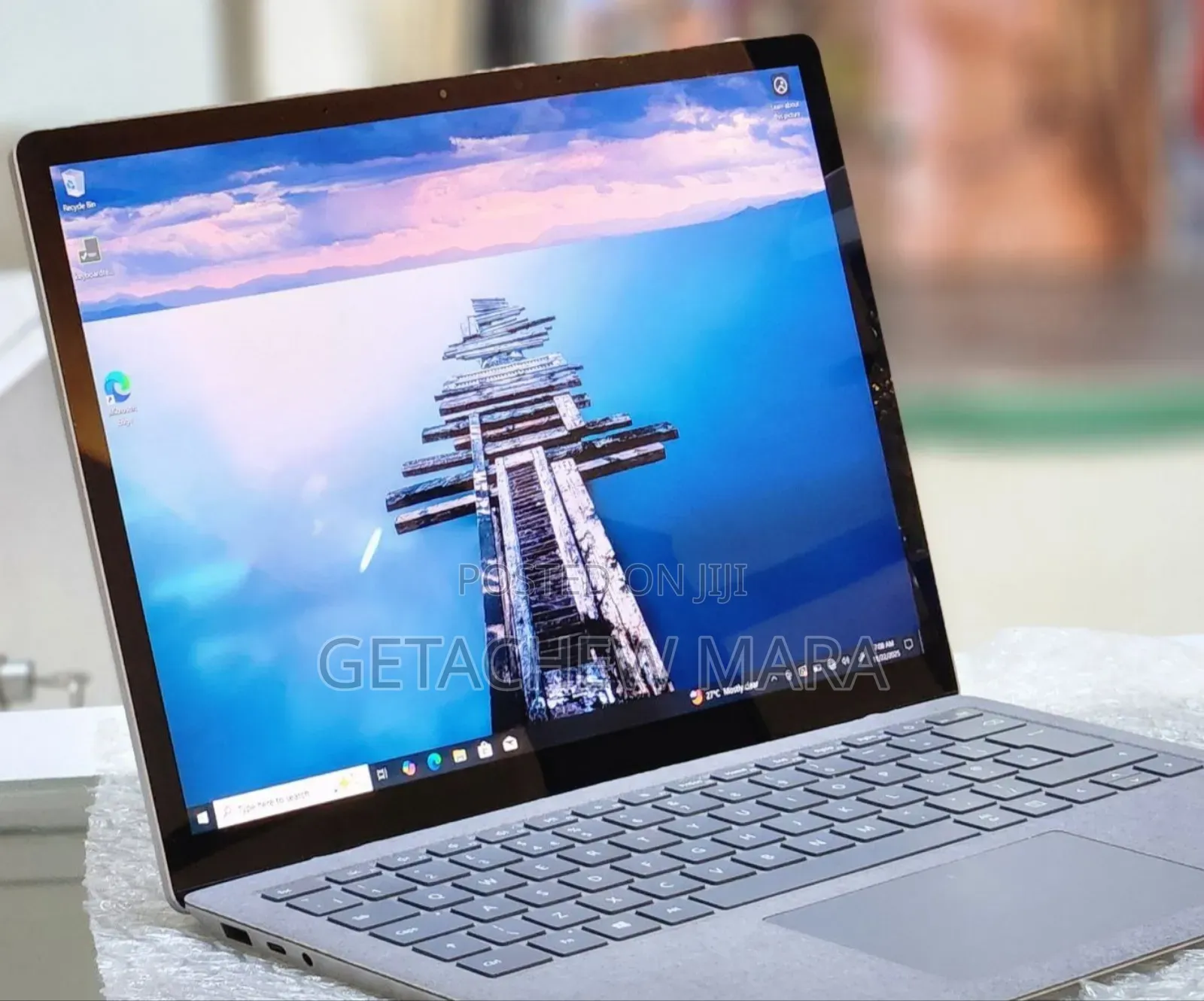 New Laptop Microsoft Surface 8GB Intel Core I5 SSD 512GB