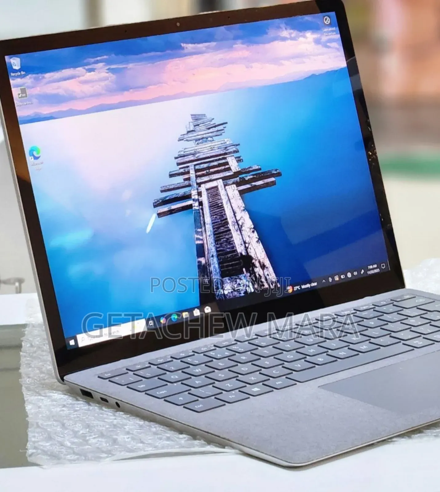 New Laptop Microsoft Surface 8GB Intel Core I5 SSD 512GB