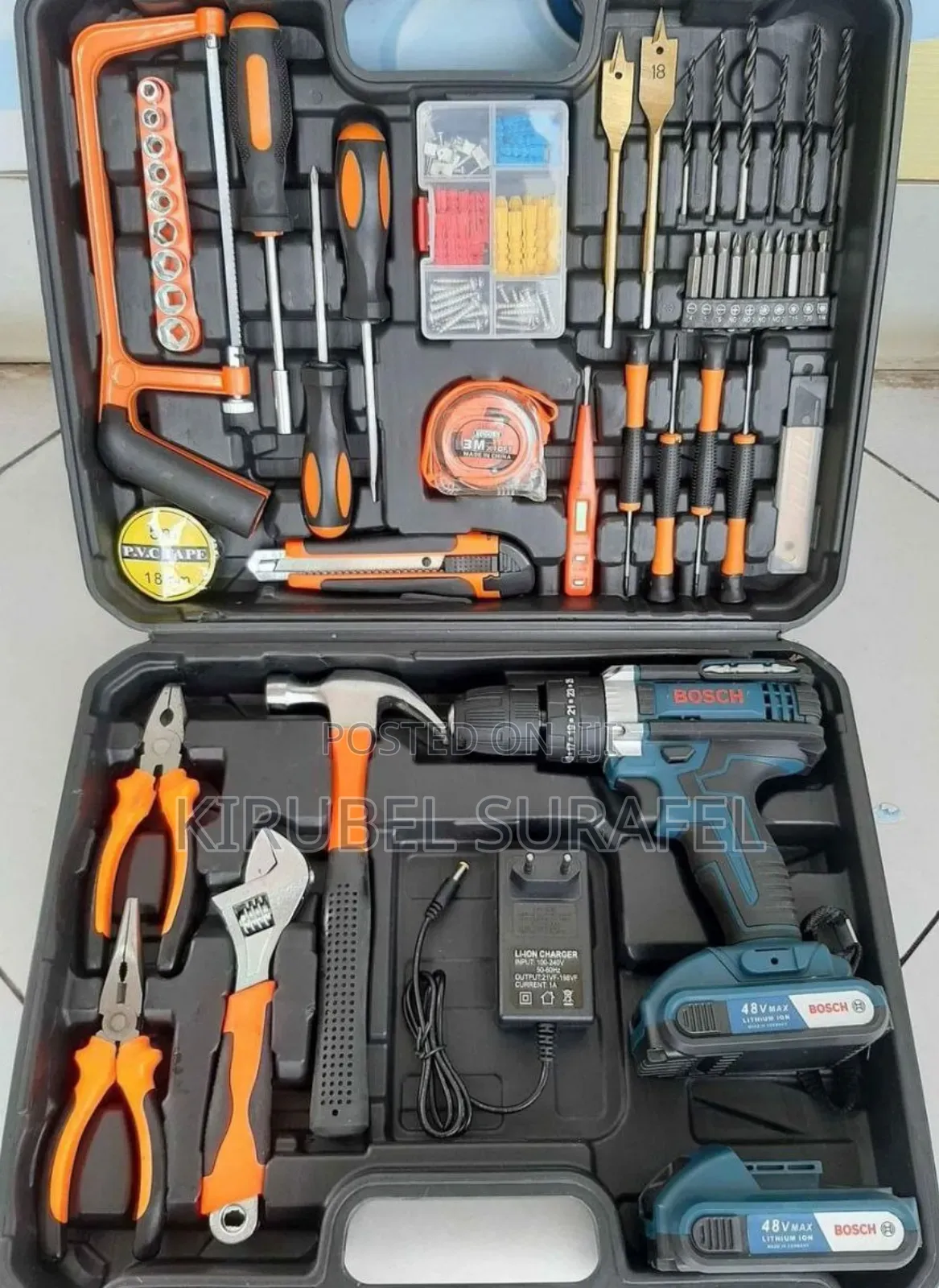 Bosh Drill With Accesories