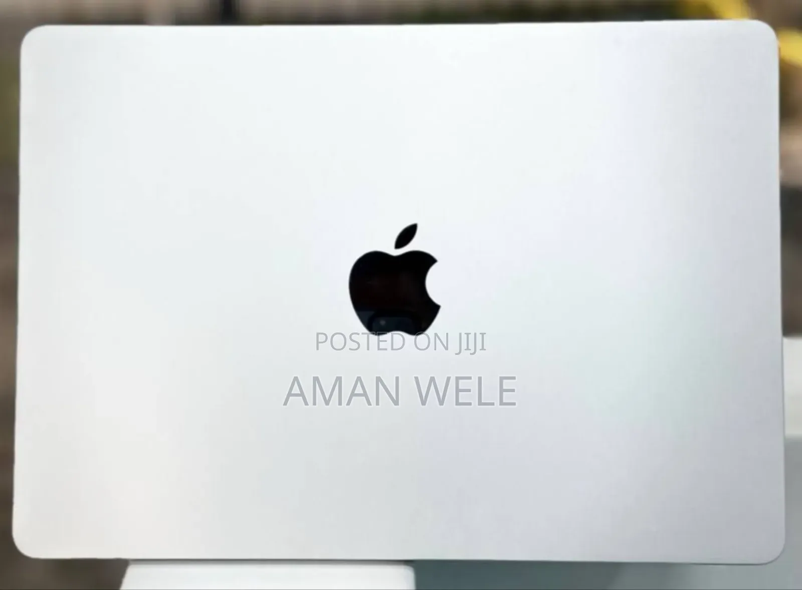 New Laptop Apple MacBook Air 2022 M2 8GB Apple M2 SSD 256GB