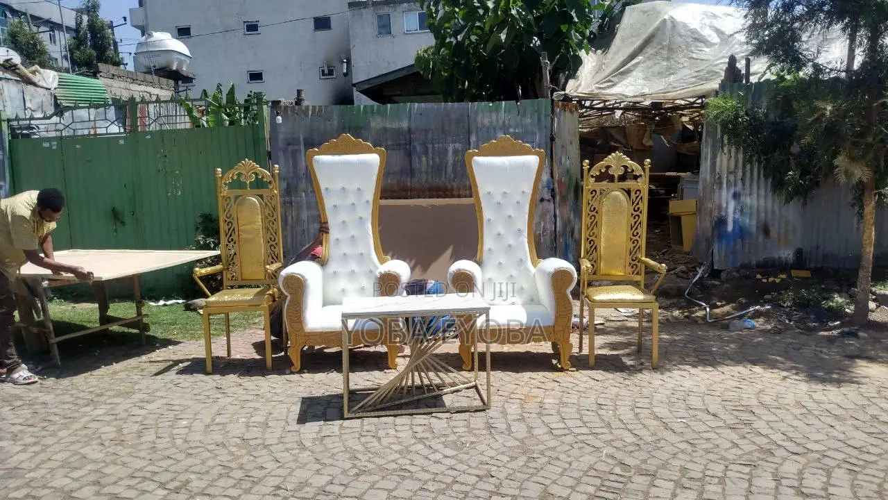 Dicore Chair (King Chrom)