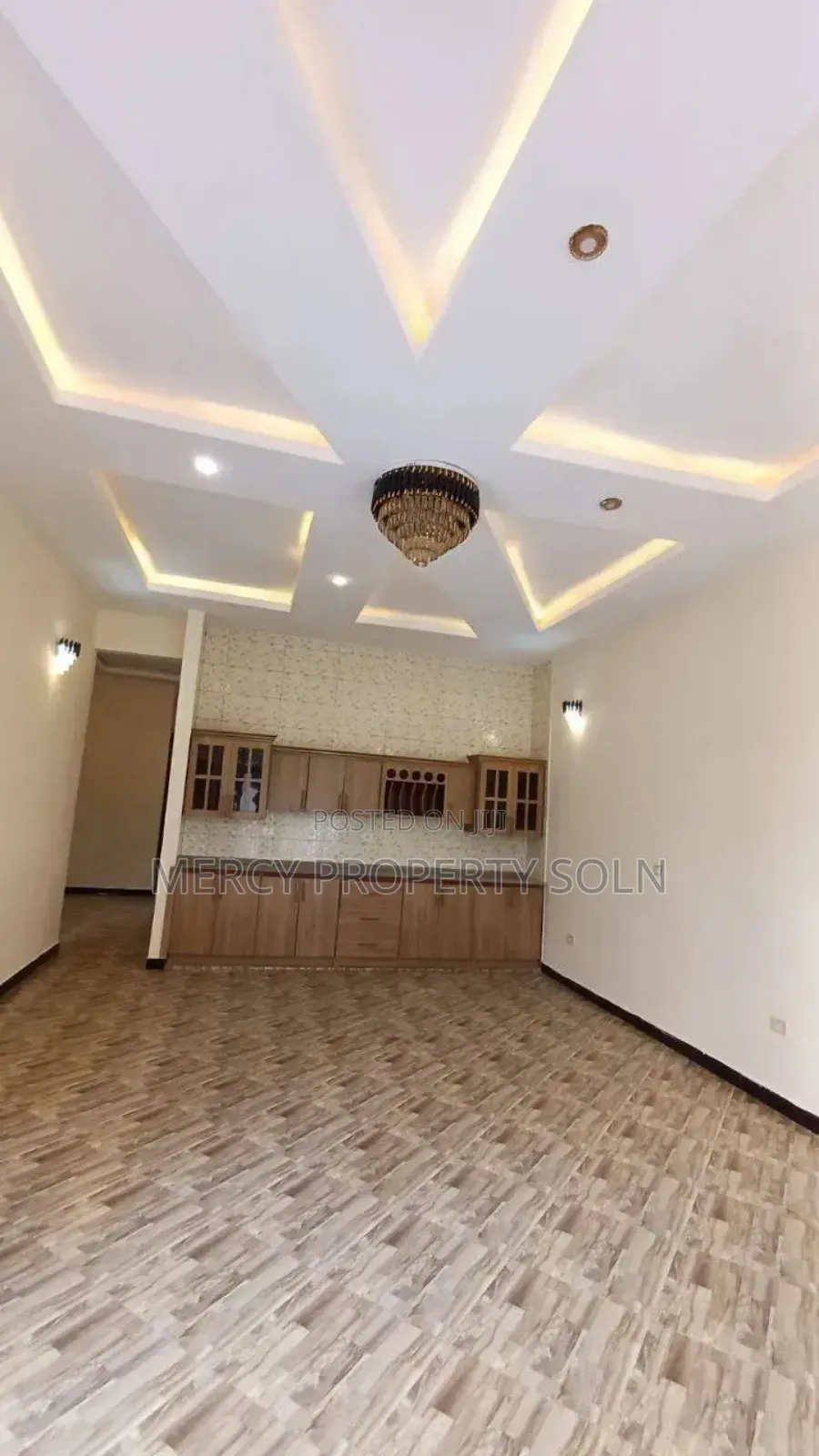 Furnished 6bdrm House in Bole for sale