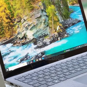 New Laptop Microsoft Surface 16GB Intel Core i7 SSD 512GB