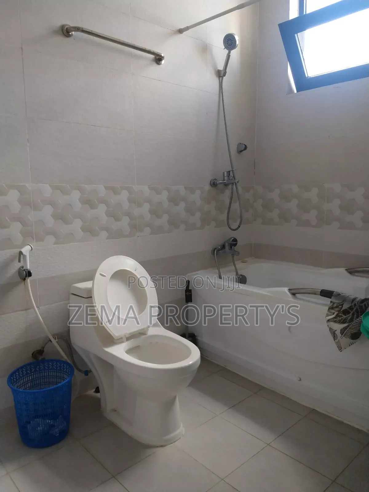 Furnished 3bdrm Apartment in Bole for rent