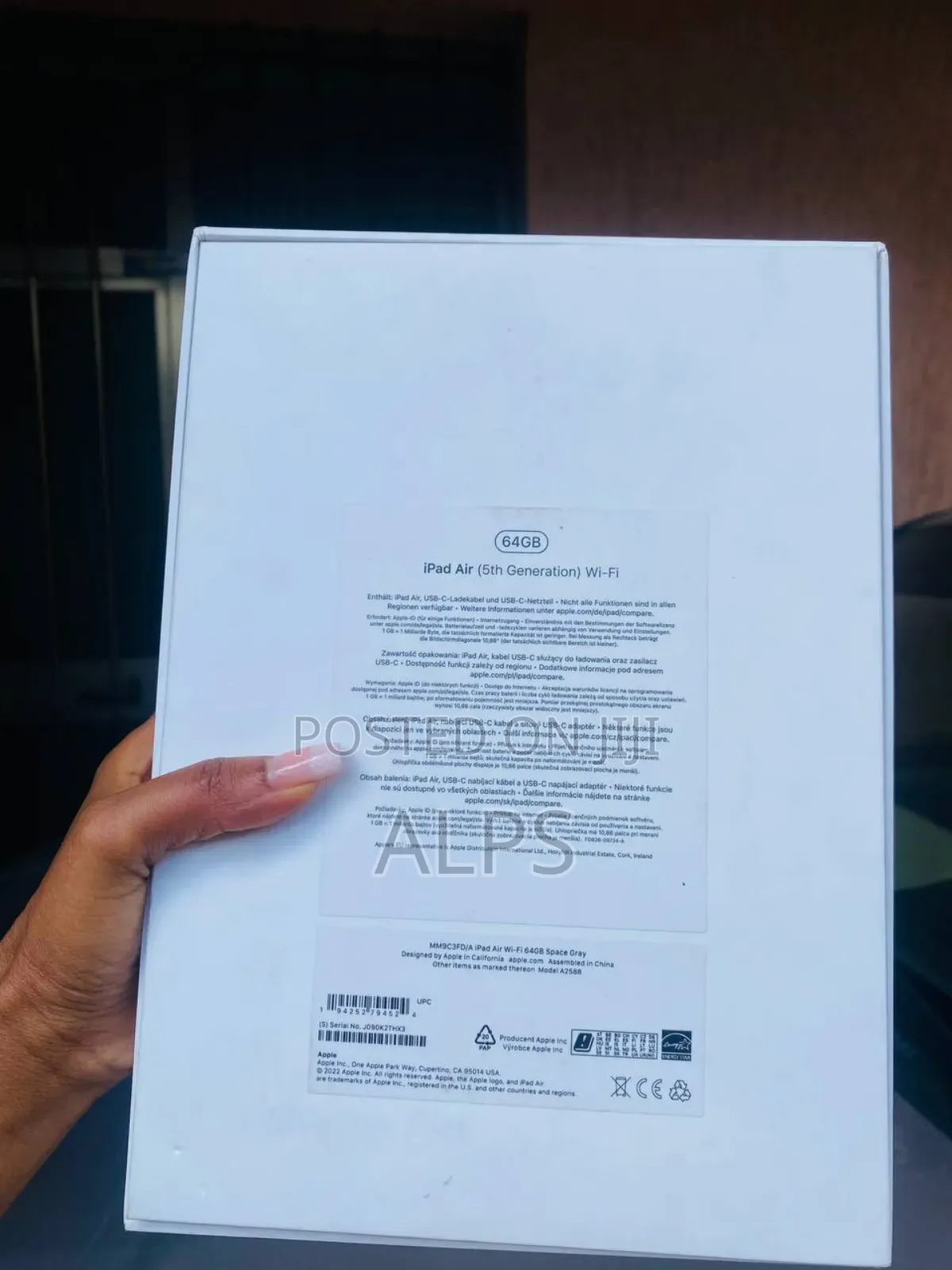 New Apple iPad Air (2022) 64 GB Gray