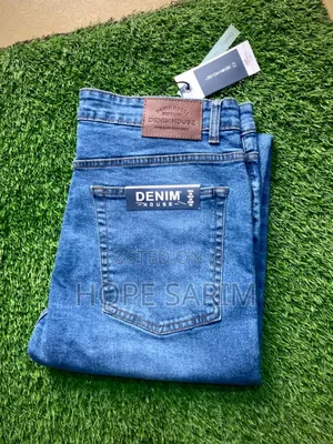 የ Pakistan Jeans