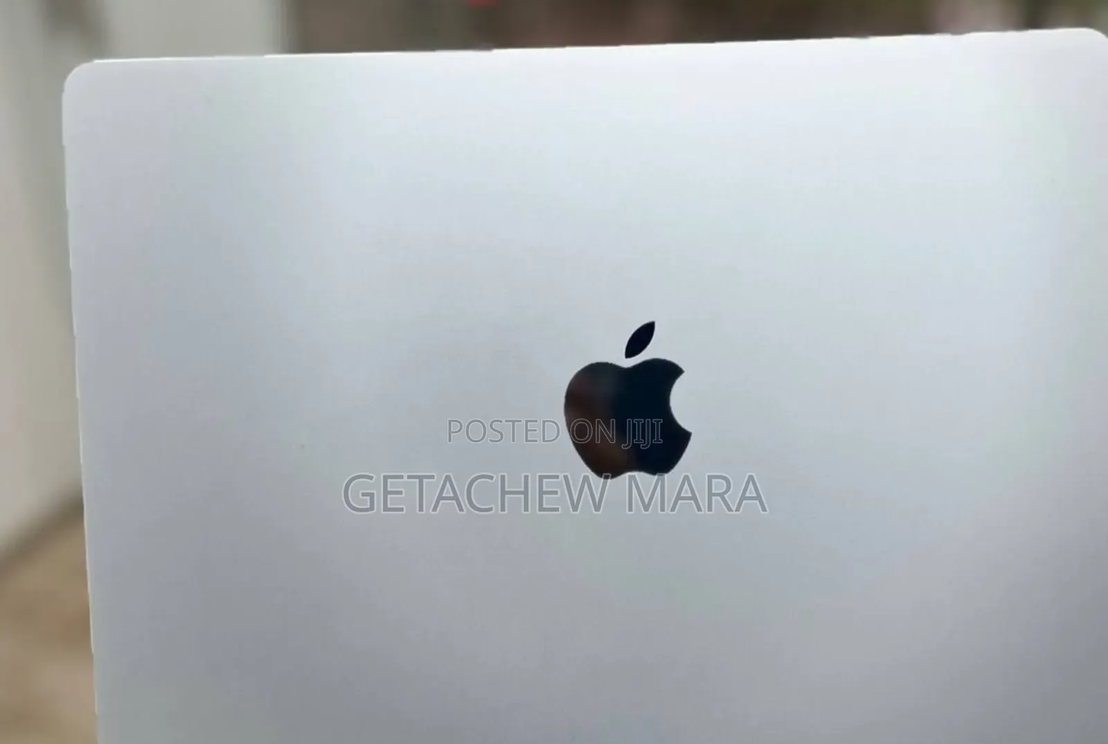 New Laptop Apple MacBook Air 2022 M2 8GB Intel Core I7 SSD 256GB