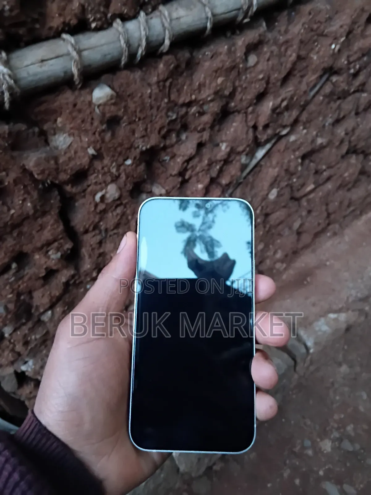 New Apple iPhone 12 128 GB White