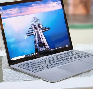 New Laptop Microsoft Surface 8GB Intel Core I5 SSD 512GB