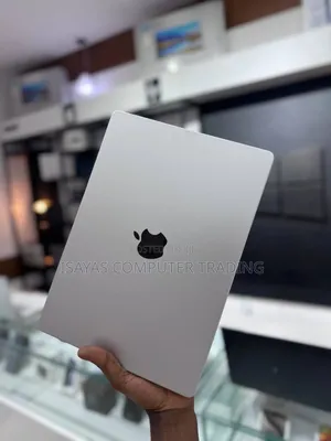 New Laptop Apple MacBook Pro 2023 M3 14-Inch 8GB SSD 512GB