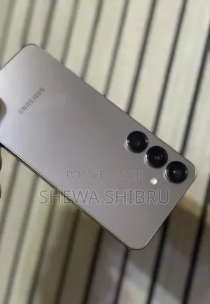 Samsung Galaxy S25 128 GB Silver