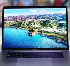 New Laptop Apple MacBook Pro 2017 16GB Intel Core I7 SSD 512GB