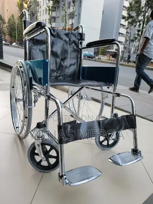 Wheelchair櫻岯usa Used Wheelchair/Comfortable Seating–Features Afoldable