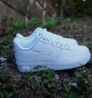 Nike Air Force 1 Universal Full White