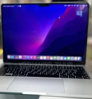 New Laptop Apple MacBook Air 2022 M2 8GB Apple M2 SSD 256GB