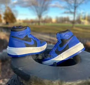 Nike Air Jordan 1 Hyper Royal Double
