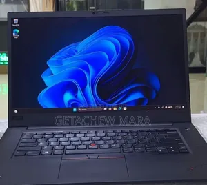 Photo - New Laptop Lenovo ThinkPad Yoga 16GB Intel Core I7 SSD 512GB