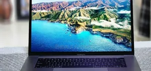 Photo - New Laptop Apple MacBook Pro 2017 16GB Intel Core I7 SSD 512GB