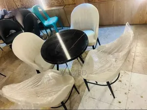 Cafe and Restaurant Chairs and Tables