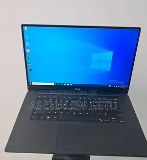 Photo - New Laptop Dell Precision 5520 16GB Intel Core I7 SSD 512GB