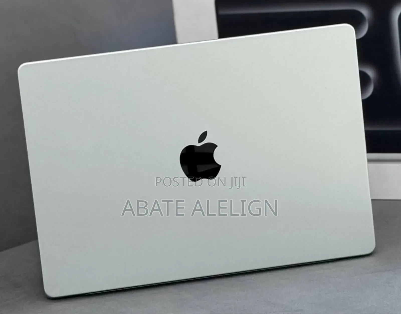 New Apple MacBook Pro 2023 M3 14-Inch 8GB Intel Core I5 SSD 512GB