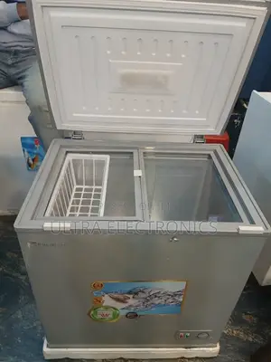 Everest Chest Freezer Model:Ecr 230 Voltage:220v-240v