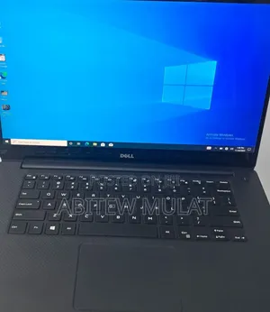 New Laptop Dell Precision 5520 16GB Intel Core I7 SSD 512GB
