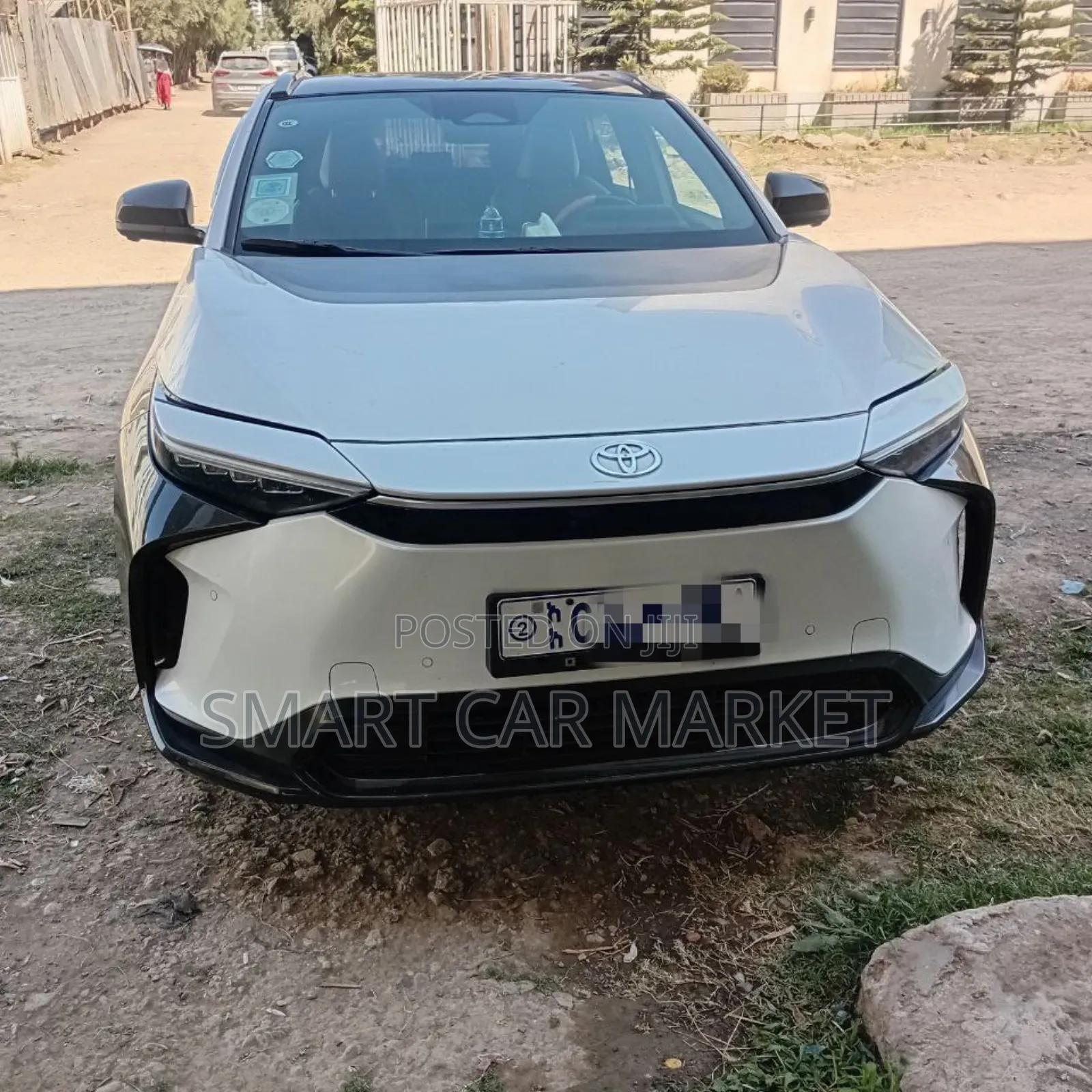 Toyota bZ4X 2023 White