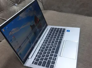 New Laptop HP EliteBook 840 G8 16GB Intel Core I5 SSD 512GB