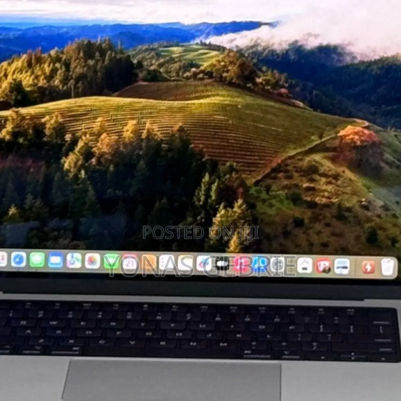 New Laptop Apple MacBook Air 2024 M3 13-inch 8GB Apple M3 SSD 512GB