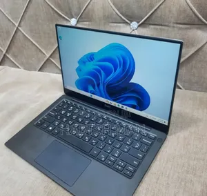 New Laptop Dell XPS 13 8GB Intel Core I5 SSD 512GB