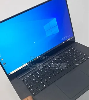 Photo - New Laptop Dell Precision 5520 16GB Intel Core I7 SSD 512GB