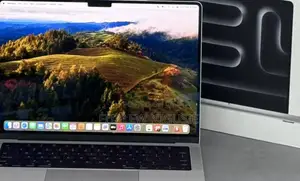 New Laptop Apple MacBook Pro 2023 M3 14-inch 8GB Apple M3 Pro SSD 512GB