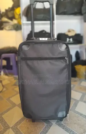 Photo - Follow Me Black