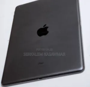 New Apple iPad 10.2 (2021) 64 GB Gray